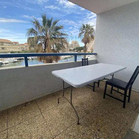 Appartement Amiraute Trois-pieces Sur Marinas